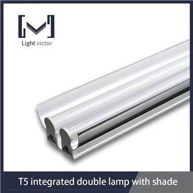 LED T5 luz de doble tubo integrada con reflector